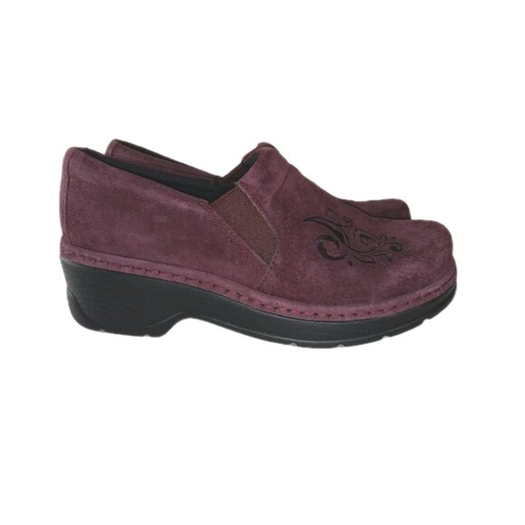KLOGS Women's Sz 8 M Shoes Burgundy Leather Comfort Walking Embossed Work Clogs - Picture 1 of 13